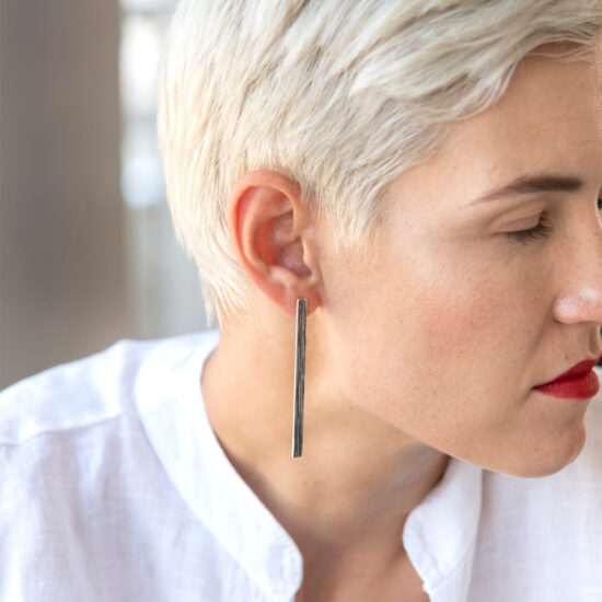Rays Moon Bar Solo Earrings