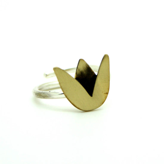 Tulip rings single wire